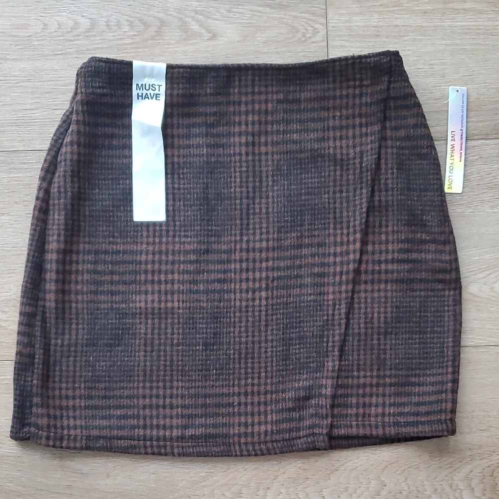 Must Have Checkered Mini Skirt in Brown